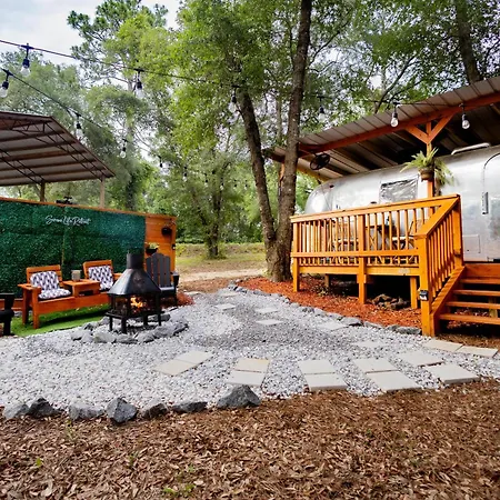 Serene Life Retreat Chipley Exterior photo